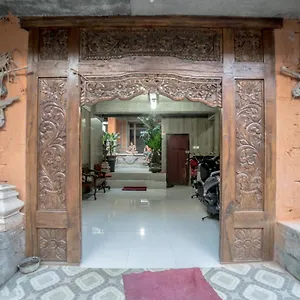 https://jaga-roni-house.ubudhotelsnow.com